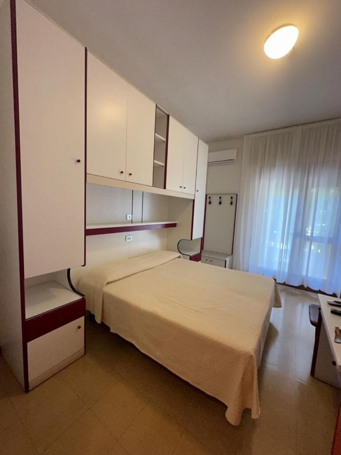 Hotel Reno Lido di Jesolo Buitenkant foto