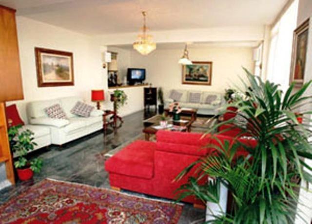 Hotel Reno Lido di Jesolo Buitenkant foto